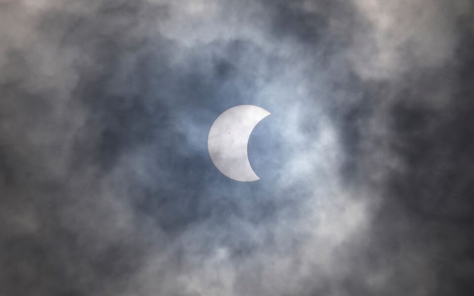 Eclipse 1 960x600